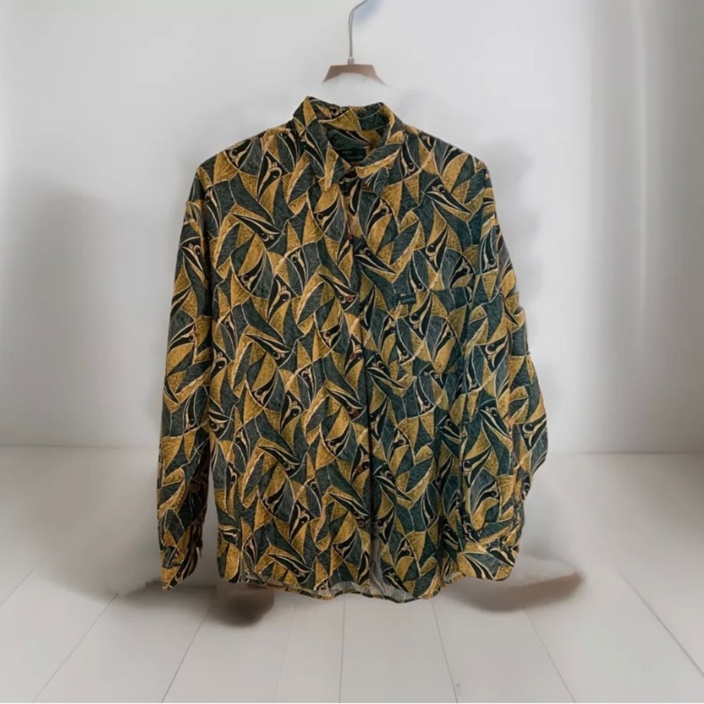 Men’s Guess by George’s Marciano long sleeve Sz L shirt. Yellow, Grey, Black.